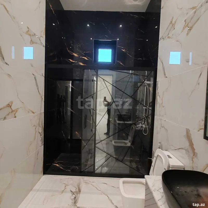 Satılır 4 otaqlı həyət evi