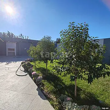 Satılır 4 otaqlı həyət evi