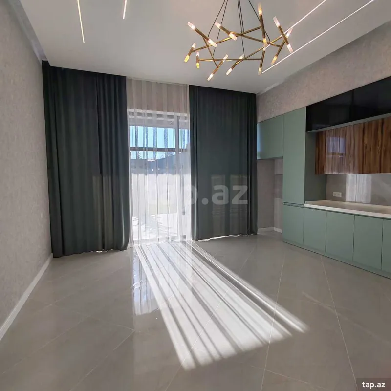 Satılır 4 otaqlı həyət evi