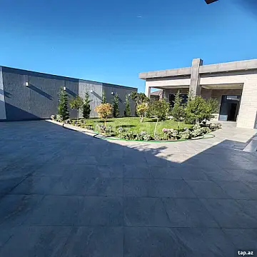 Satılır 4 otaqlı həyət evi