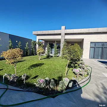 Satılır 4 otaqlı həyət evi