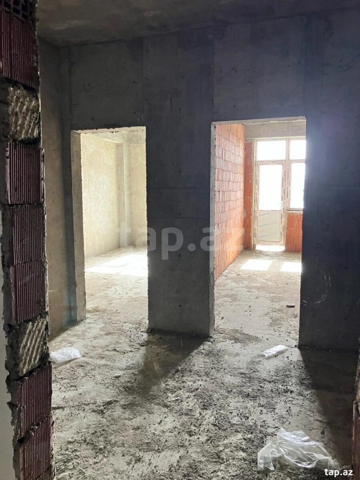 Satılır 2 otaqlı yeni tikili 83 m²