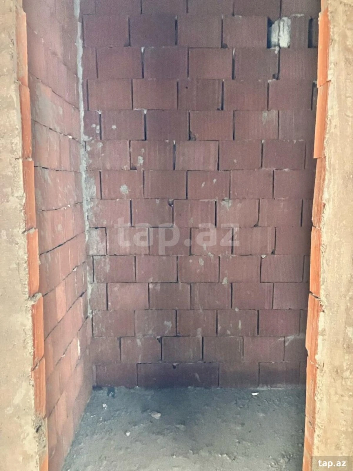 Satılır 2 otaqlı yeni tikili 83 m²