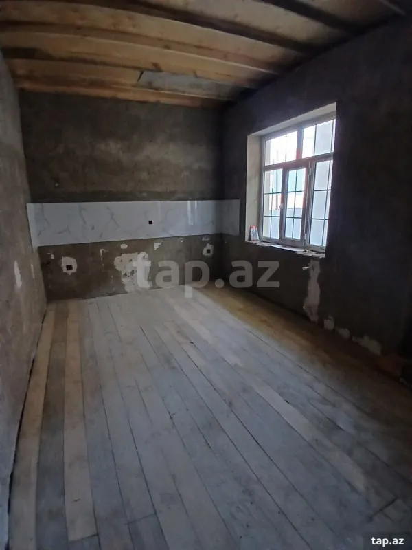 Satılır 3 otaqlı həyət evi