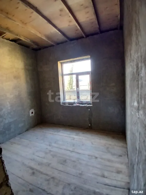 Satılır 3 otaqlı həyət evi