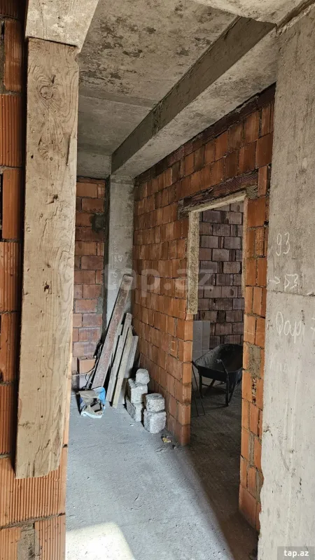 Satılır 3 otaqlı yeni tikili 72 m²