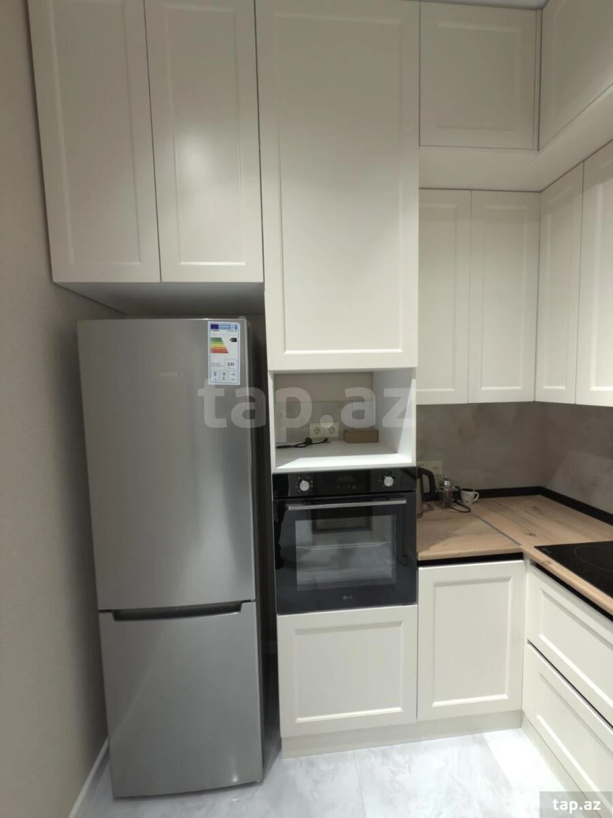 Kirayə verilir 2 otaqlı yeni tikili 65 m²