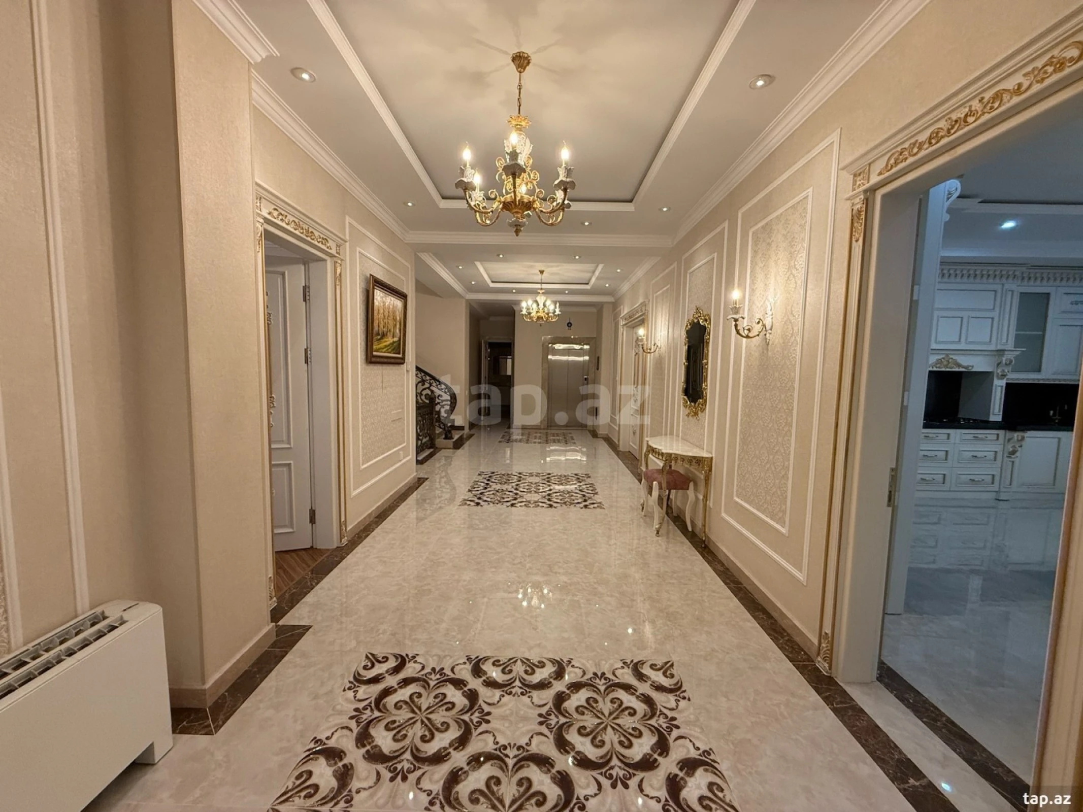 Satılır 16 otaqlı həyət evi 220 m²