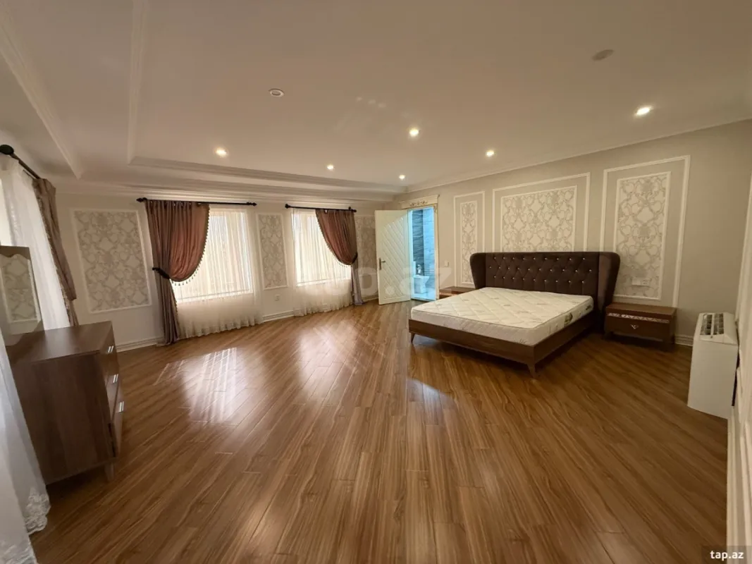 Satılır 16 otaqlı həyət evi 220 m²
