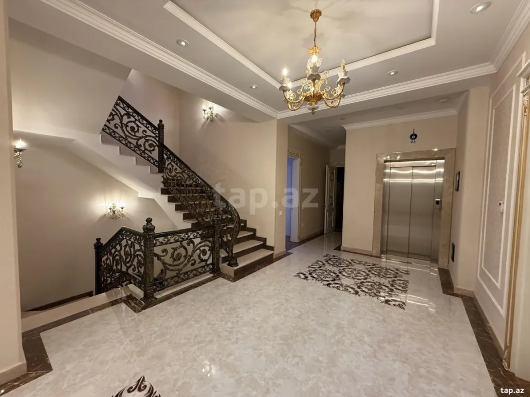 Satılır 16 otaqlı həyət evi 220 m²