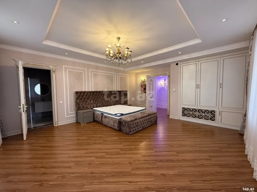 Satılır 16 otaqlı həyət evi 220 m²