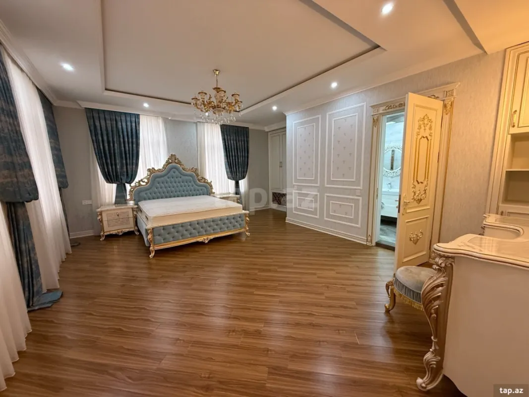 Satılır 16 otaqlı həyət evi 220 m²