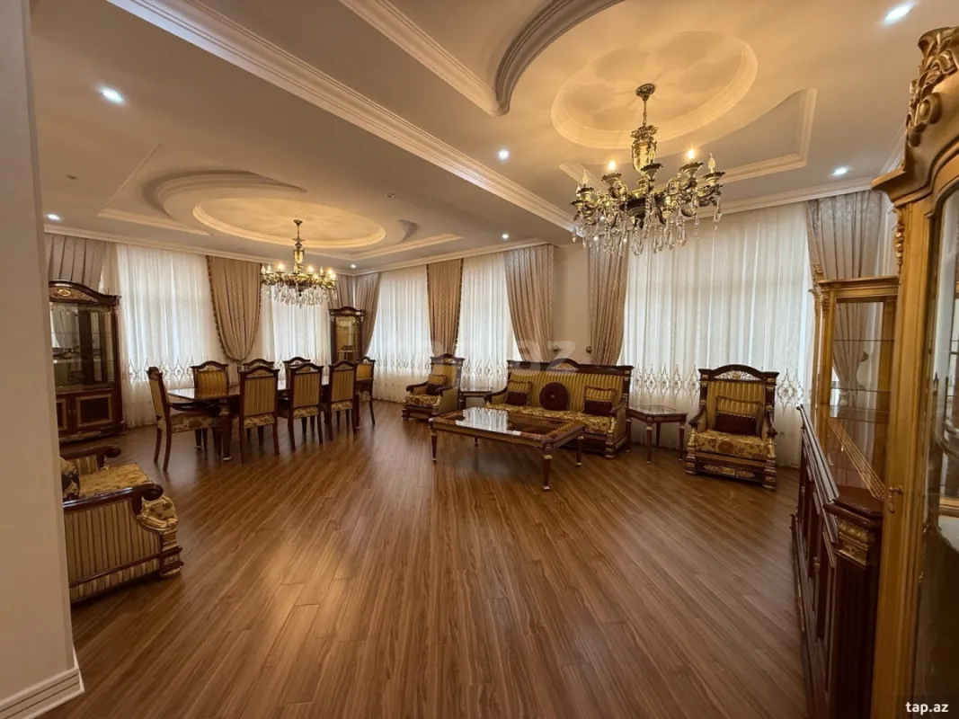 Satılır 16 otaqlı həyət evi 220 m²