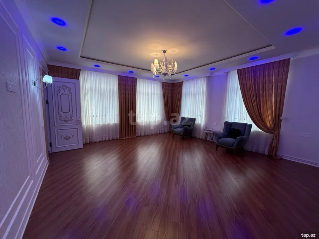 Satılır 16 otaqlı həyət evi 220 m²