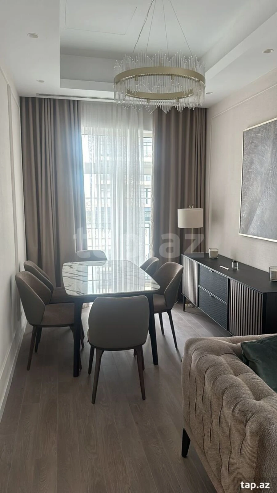 Kirayə verilir 3 otaqlı yeni tikili 101 m²