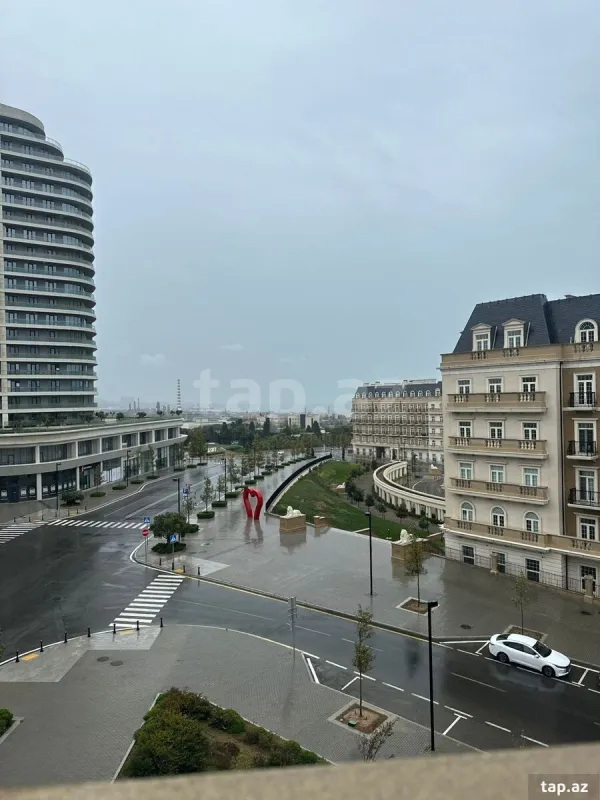 Kirayə verilir 3 otaqlı yeni tikili 101 m²