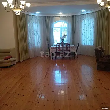 Satılır 6 otaqlı həyət evi
