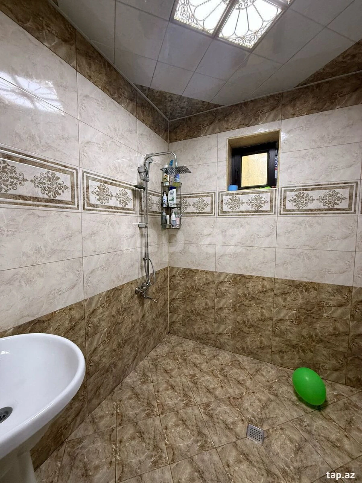 Satılır 3 otaqlı həyət evi