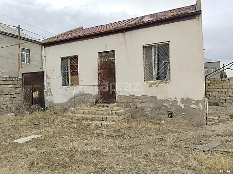 Satılır 2 otaqlı həyət evi 70 m² — Bakı 2 otaq 70.00 m²
