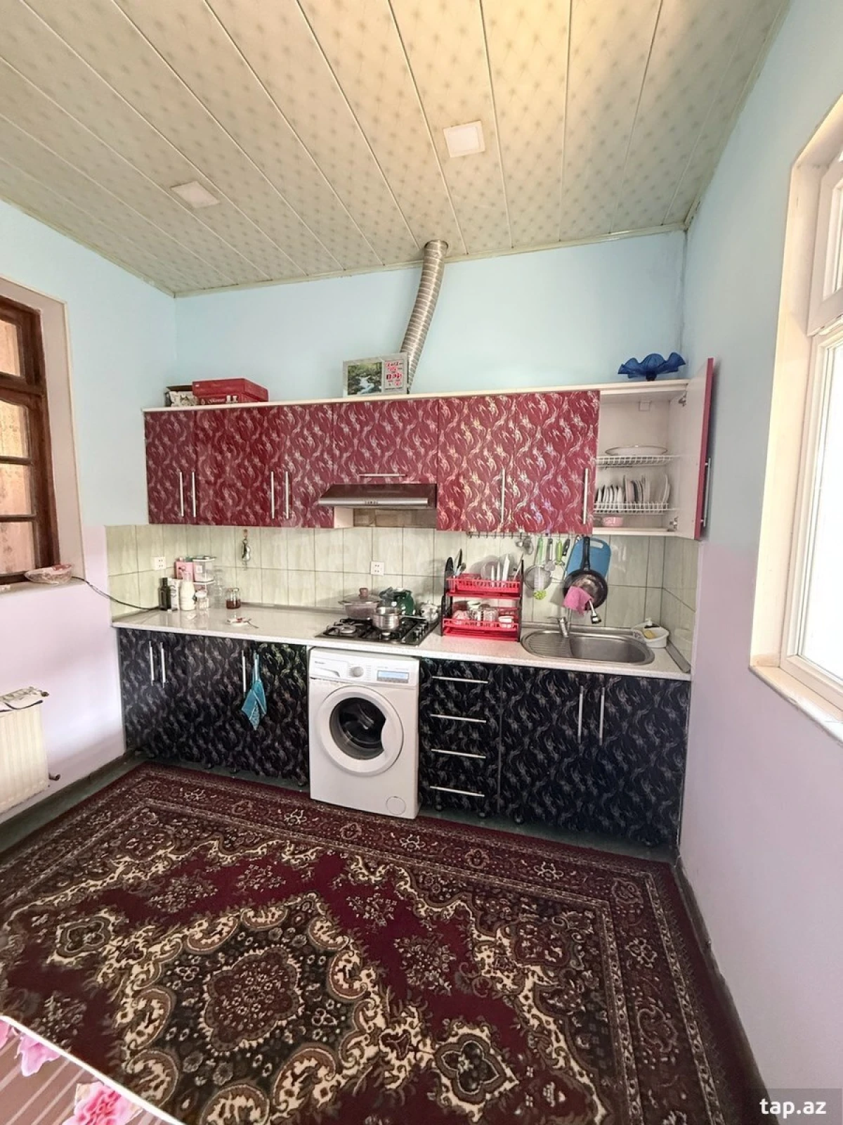 Satılır 4 otaqlı həyət evi