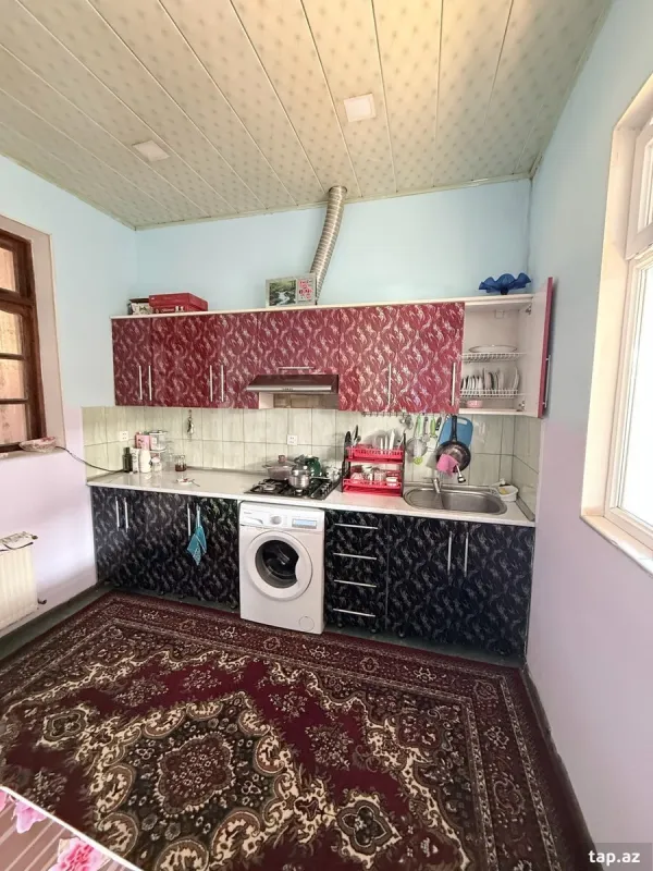 Satılır 4 otaqlı həyət evi