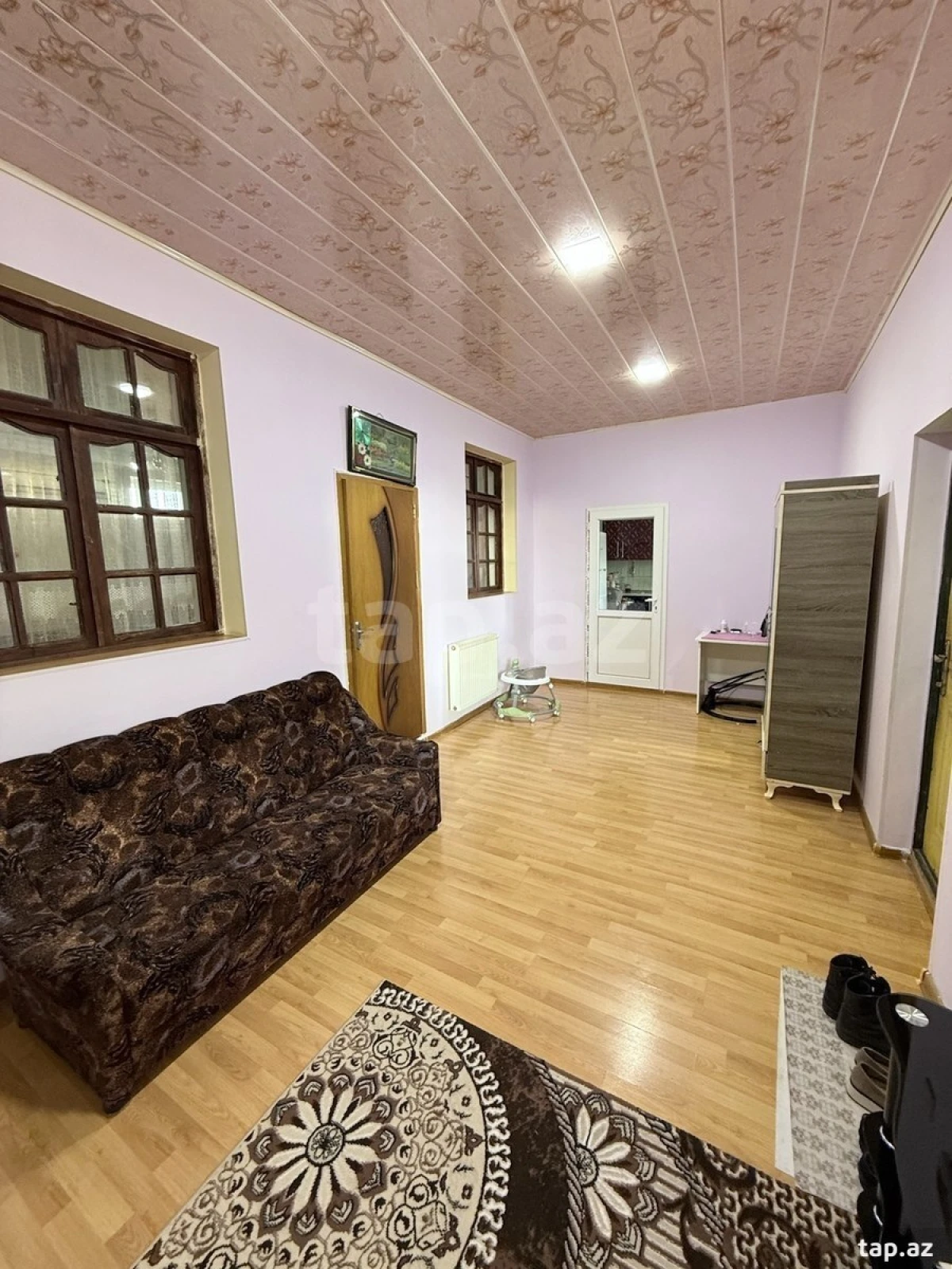 Satılır 4 otaqlı həyət evi