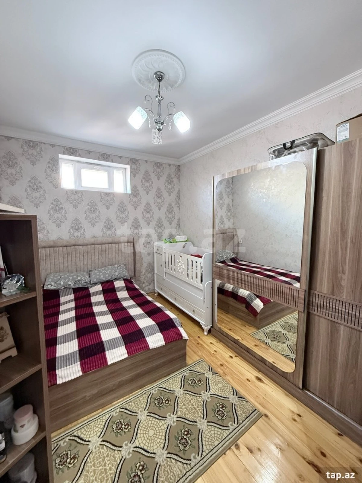 Satılır 4 otaqlı həyət evi