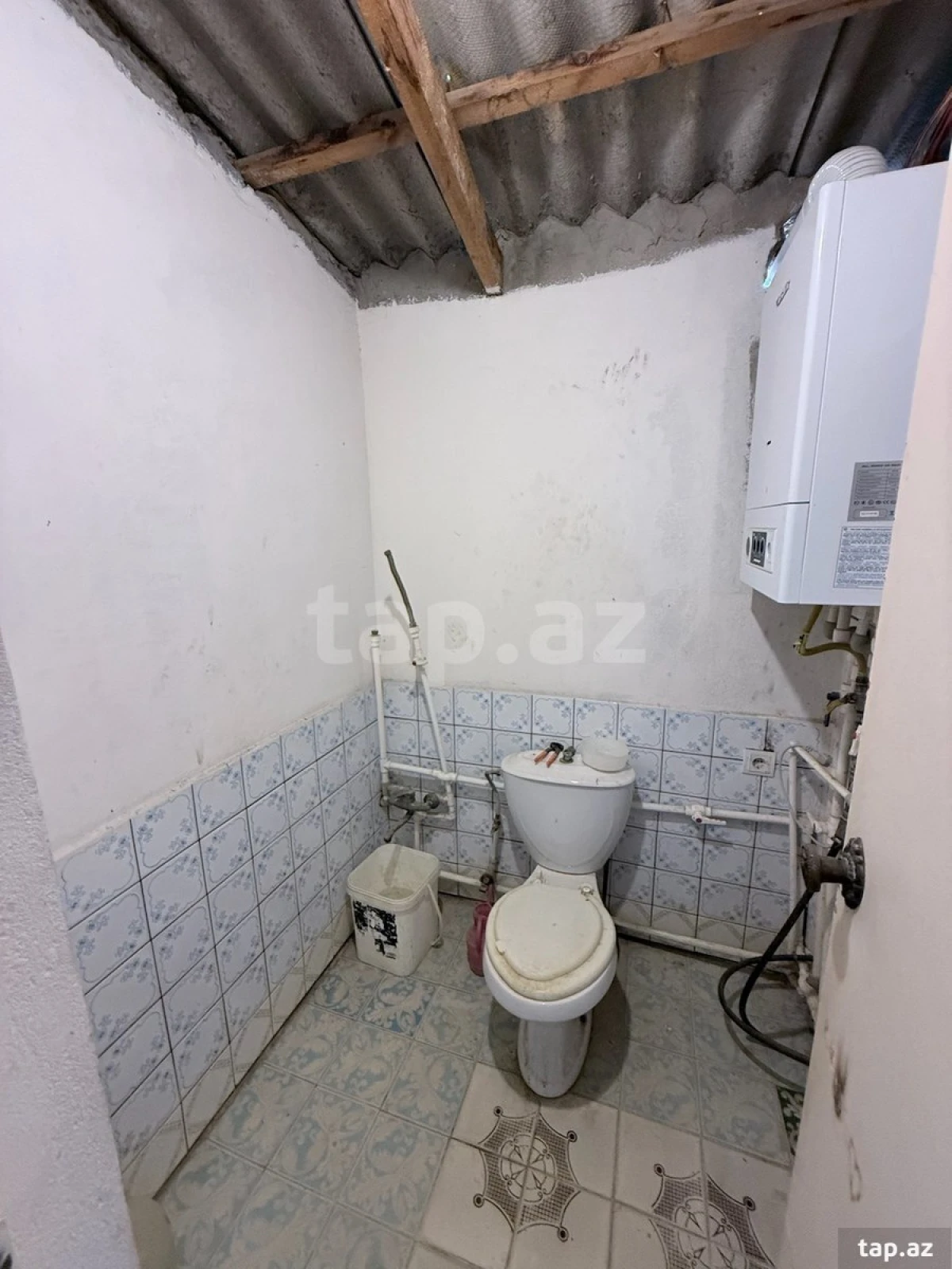 Satılır 4 otaqlı həyət evi