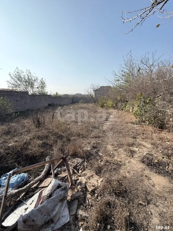 Satılır 4 otaqlı həyət evi