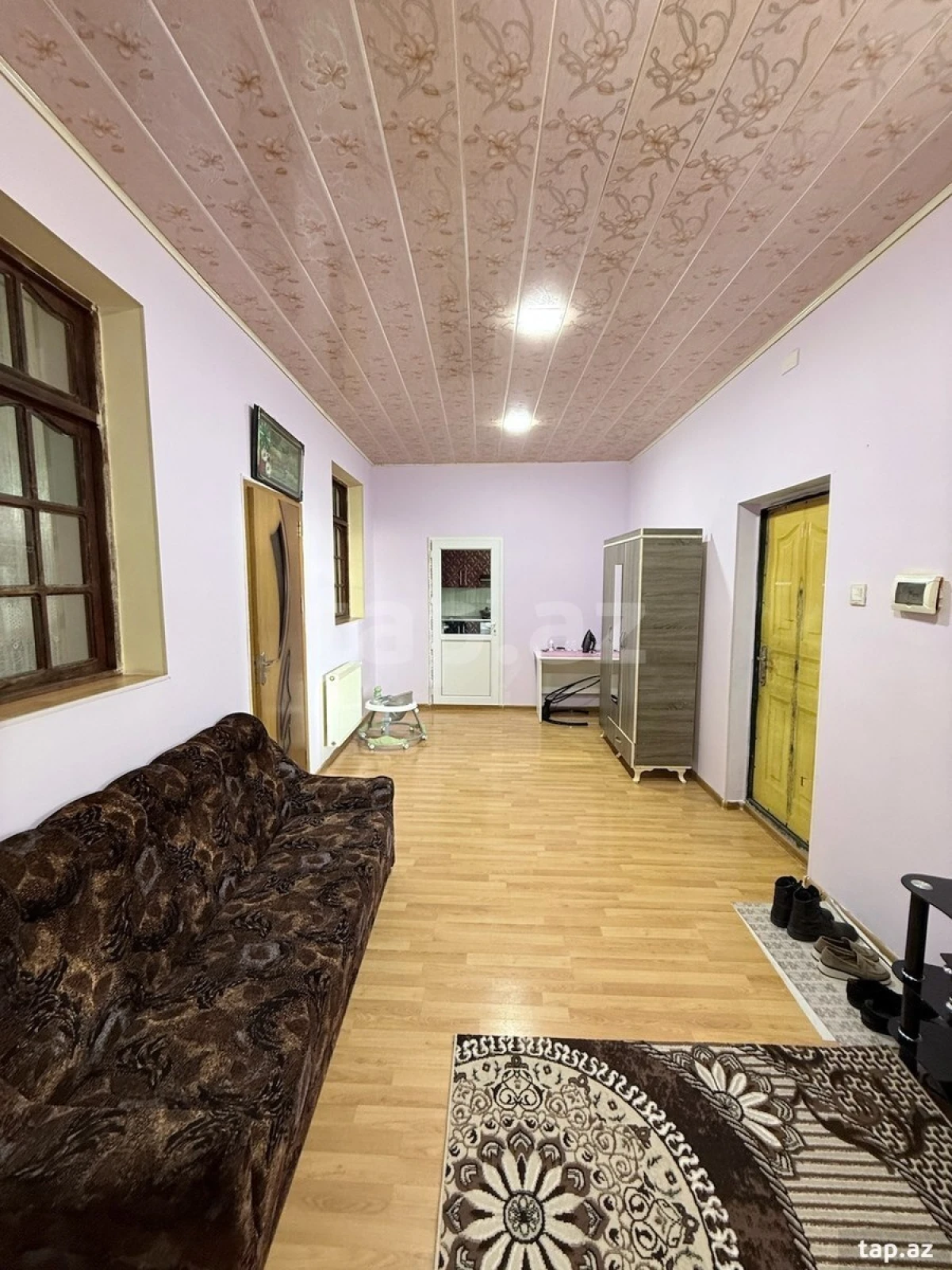 Satılır 4 otaqlı həyət evi