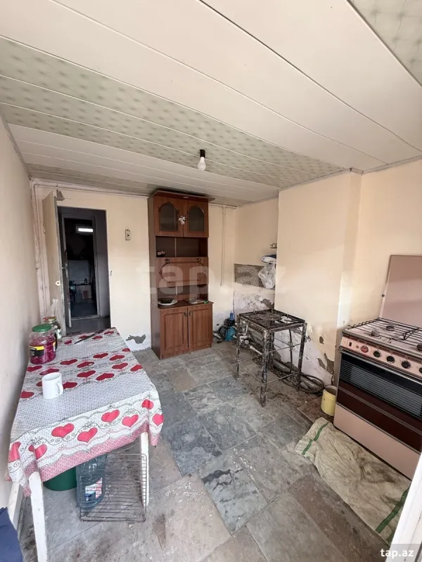 Satılır 4 otaqlı həyət evi