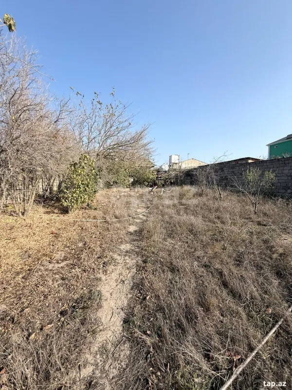 Satılır 4 otaqlı həyət evi