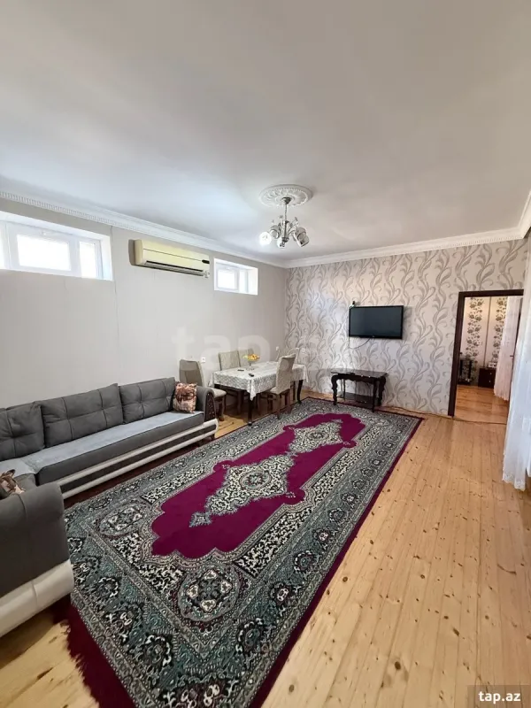 Satılır 4 otaqlı həyət evi