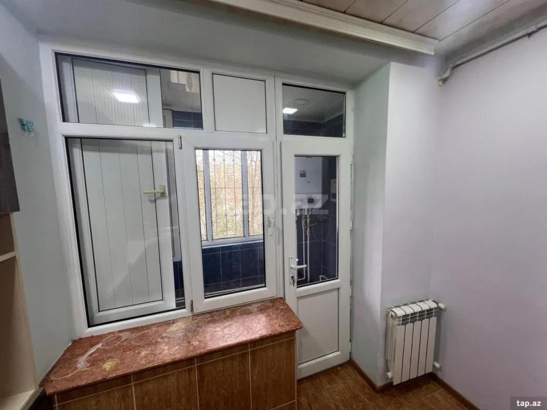 Kirayə verilir 2 otaqlı mənzil 65 m²