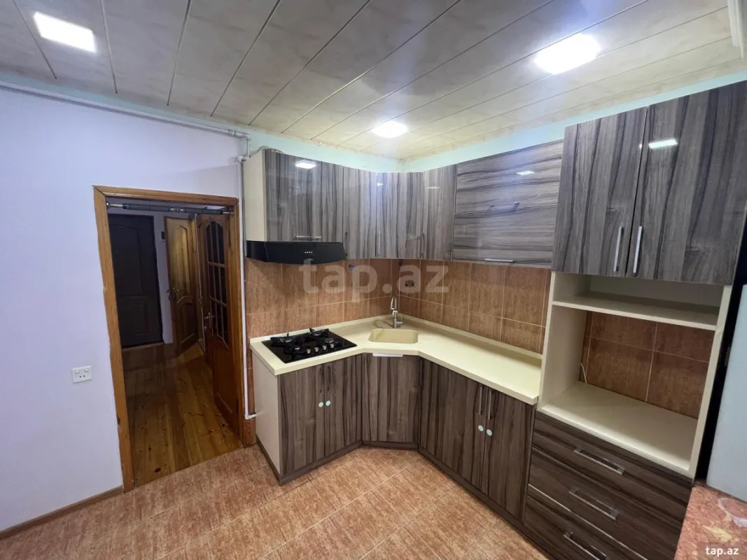 Kirayə verilir 2 otaqlı mənzil 65 m²