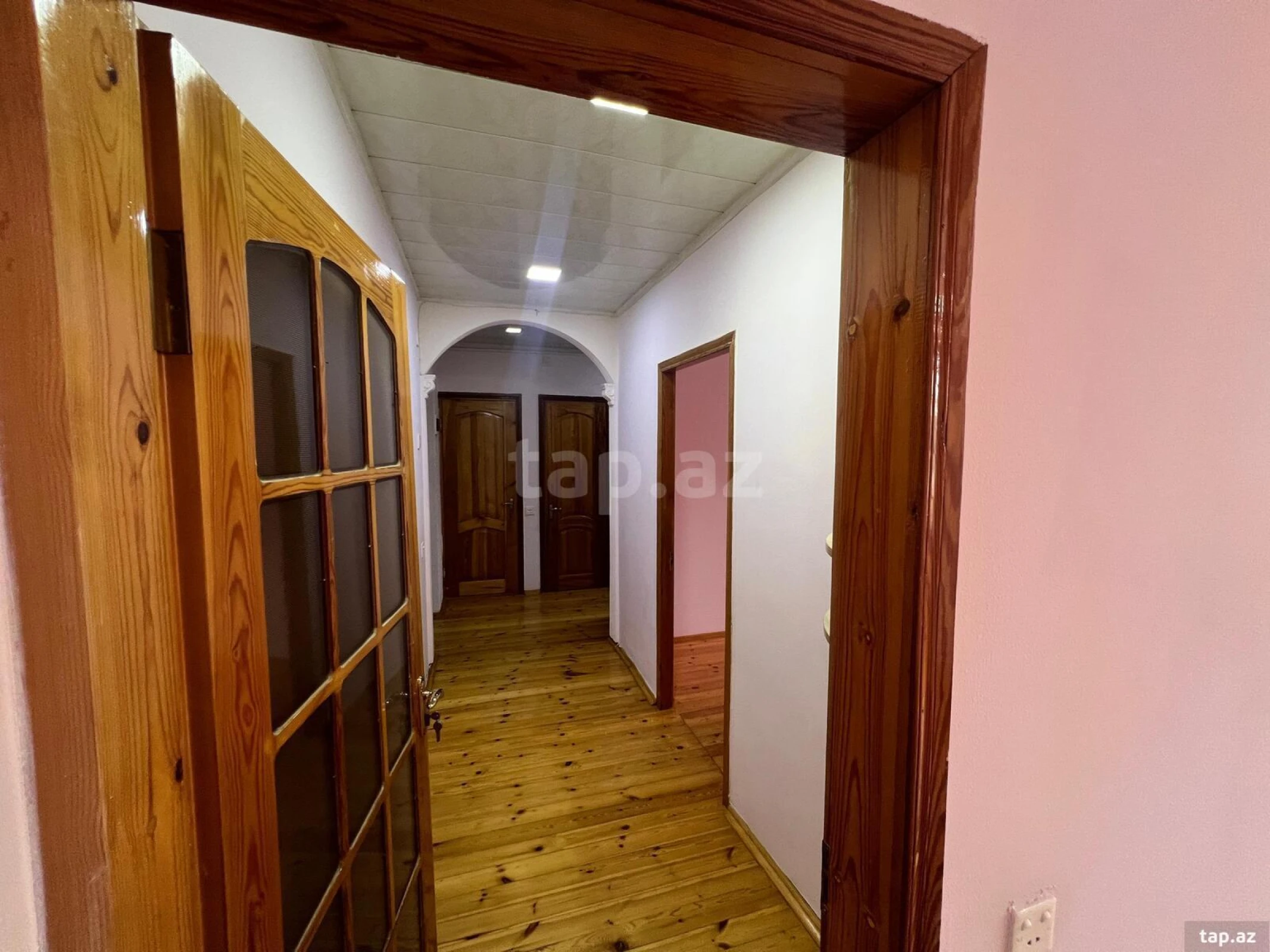 Kirayə verilir 2 otaqlı mənzil 65 m²