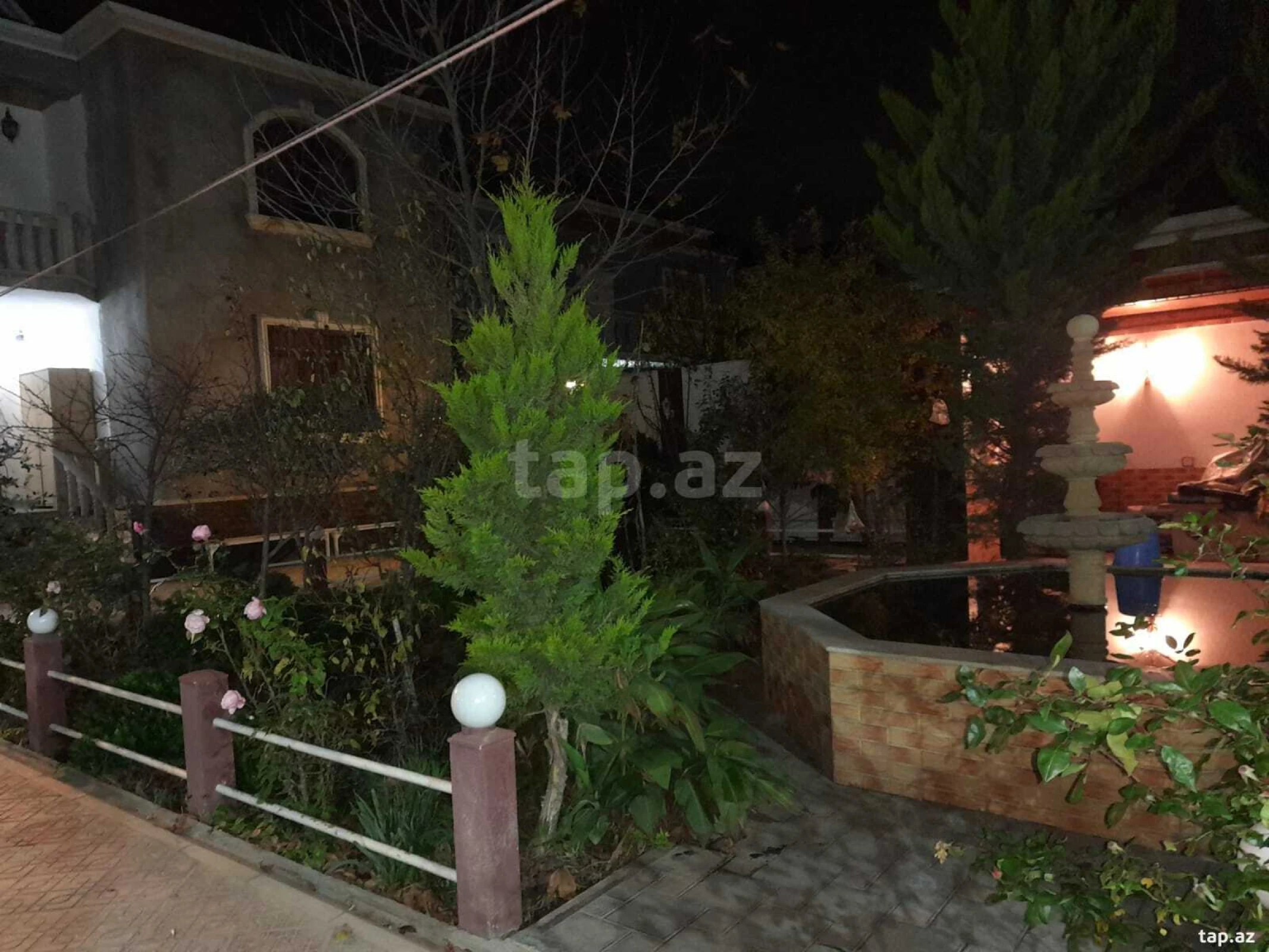 Satılır 6 otaqlı həyət evi