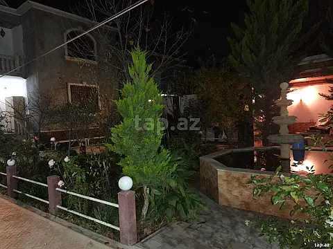 Satılır 6 otaqlı həyət evi