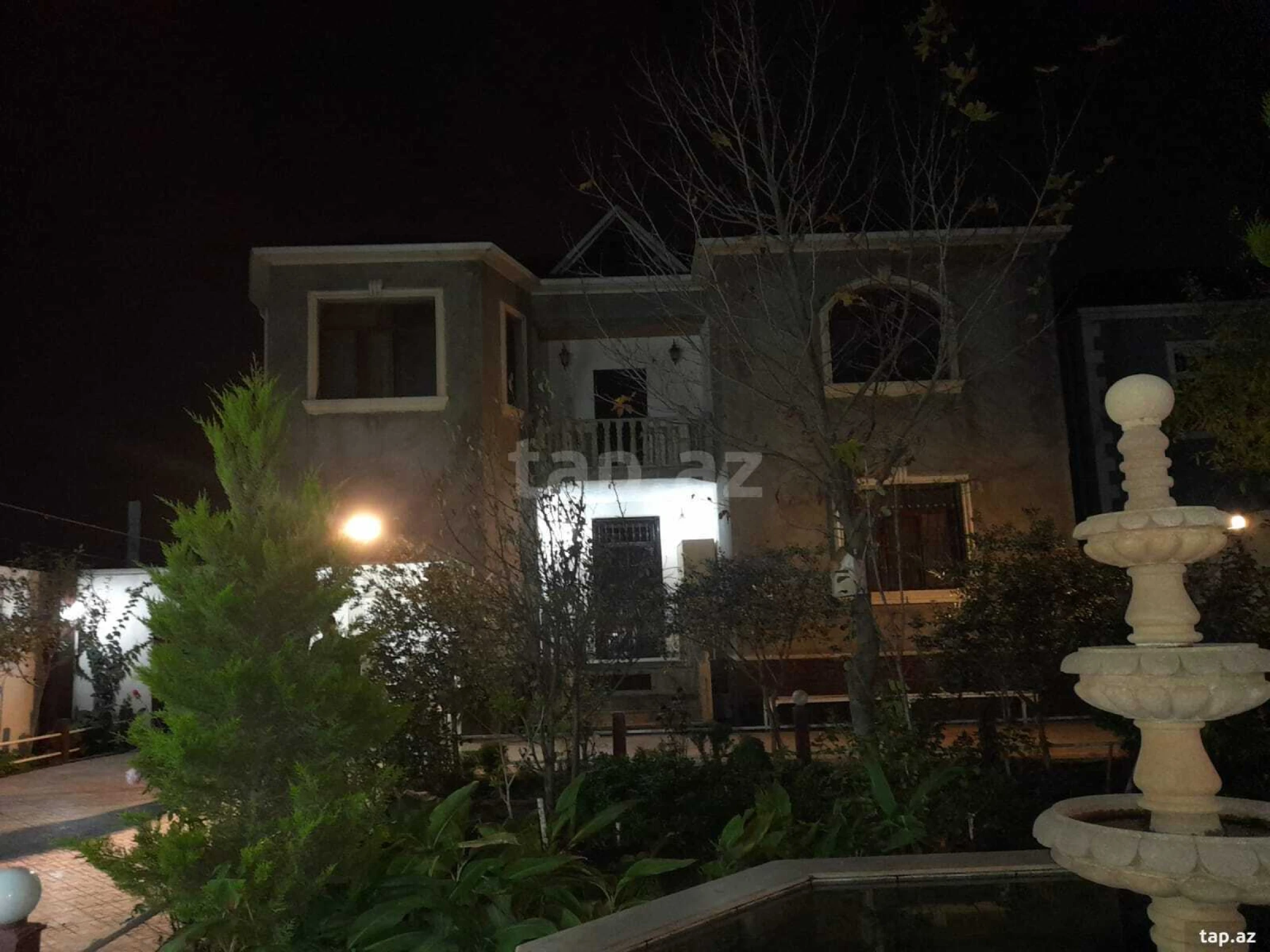 Satılır 6 otaqlı həyət evi