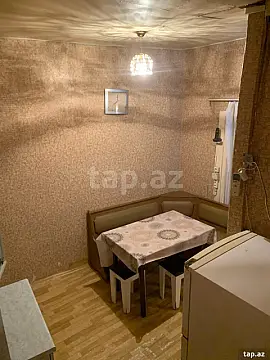 Kirayə verilir 4 otaqlı həyət evi