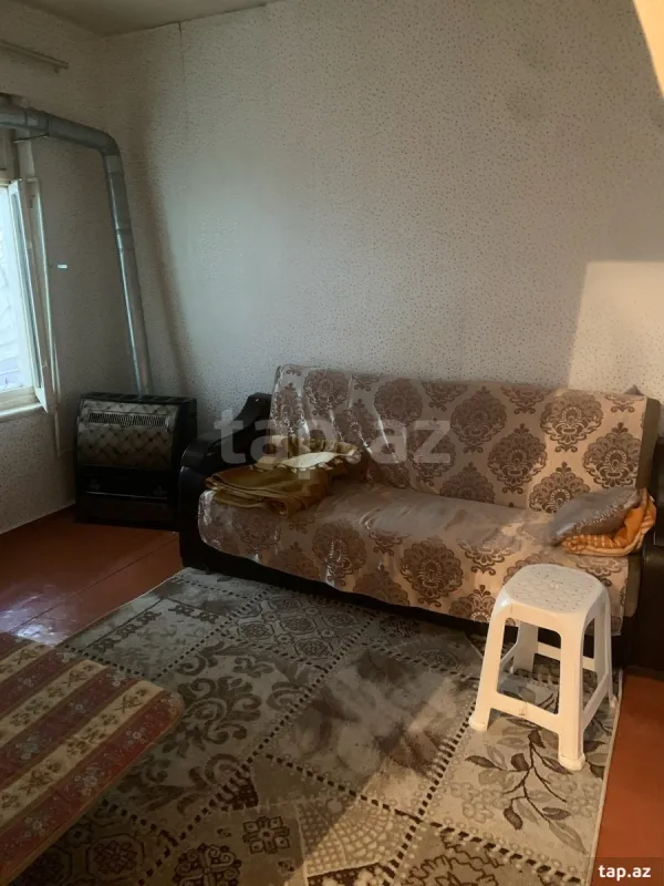 Kirayə verilir 4 otaqlı həyət evi