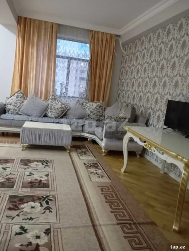 Kirayə verilir 2 otaqlı yeni tikili 90 m²