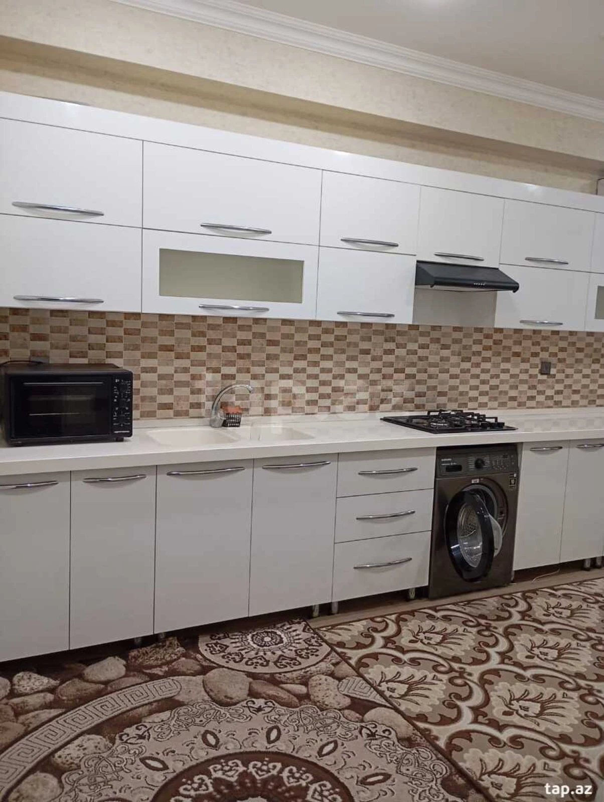 Kirayə verilir 2 otaqlı yeni tikili 90 m²