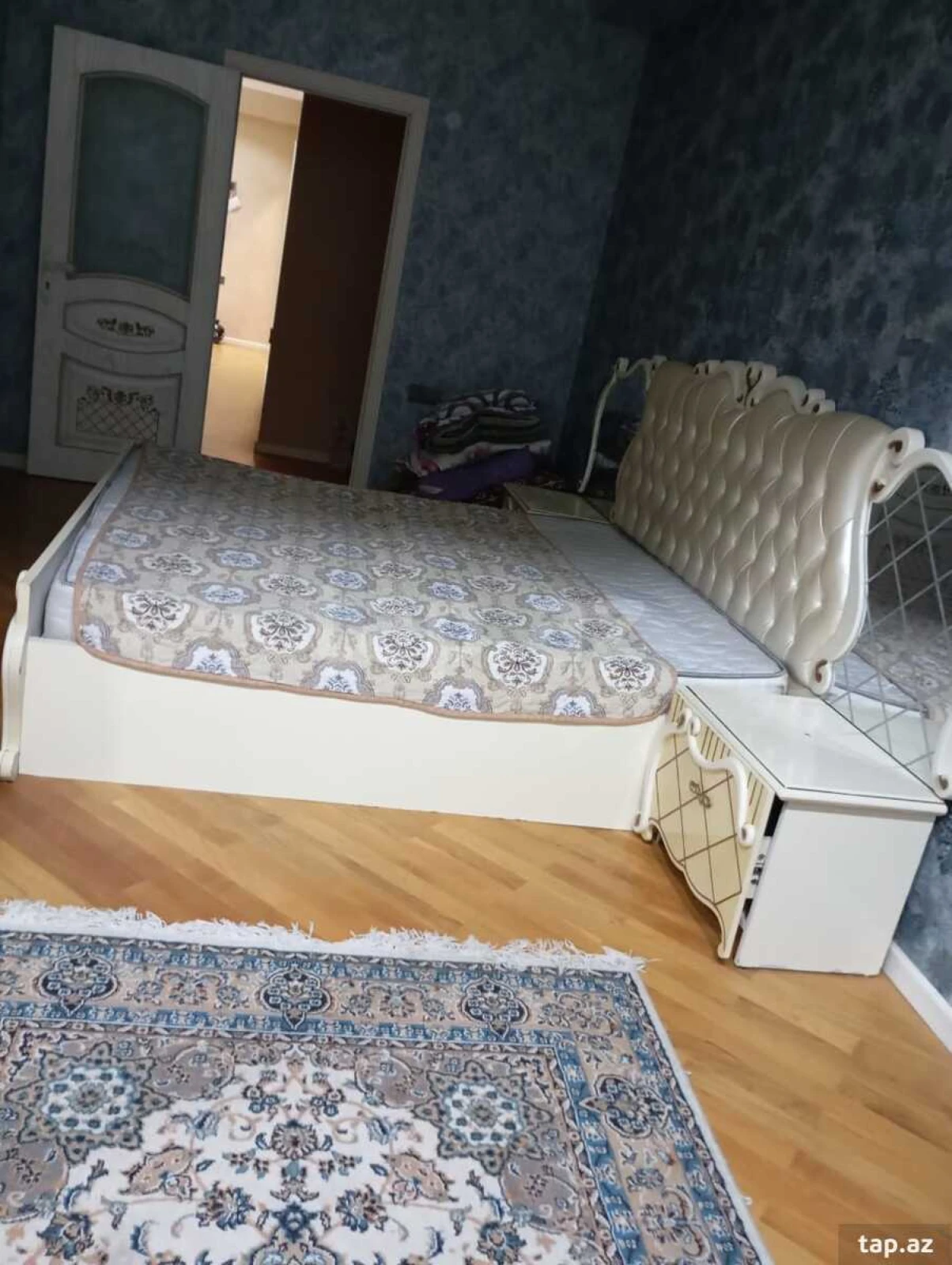 Kirayə verilir 2 otaqlı yeni tikili 90 m²