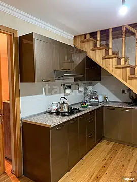 Kirayə verilir 3 otaqlı həyət evi