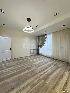 Satılır 3 otaqlı yeni tikili 80 m²