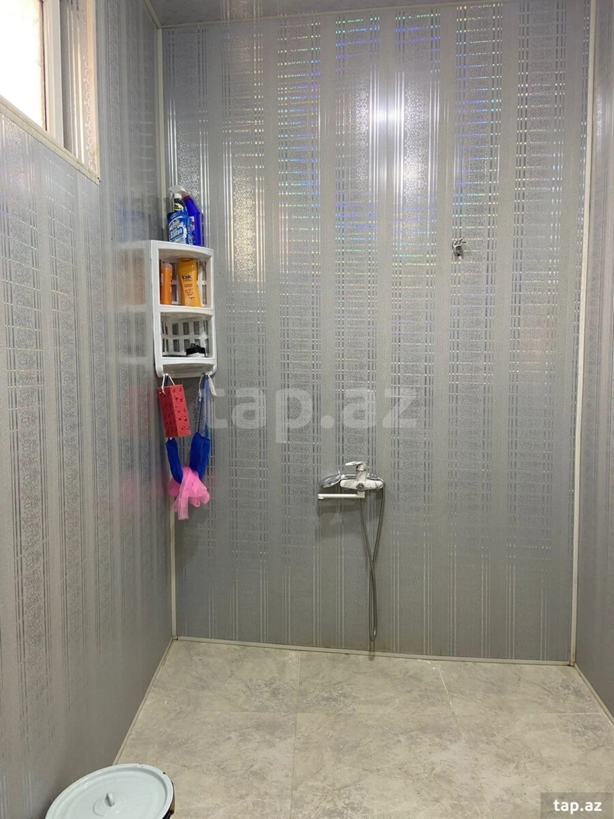 Satılır 5 otaqlı həyət evi