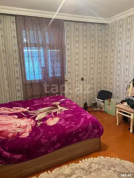 Satılır 5 otaqlı həyət evi