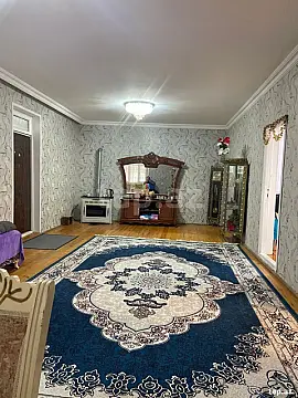 Satılır 5 otaqlı həyət evi