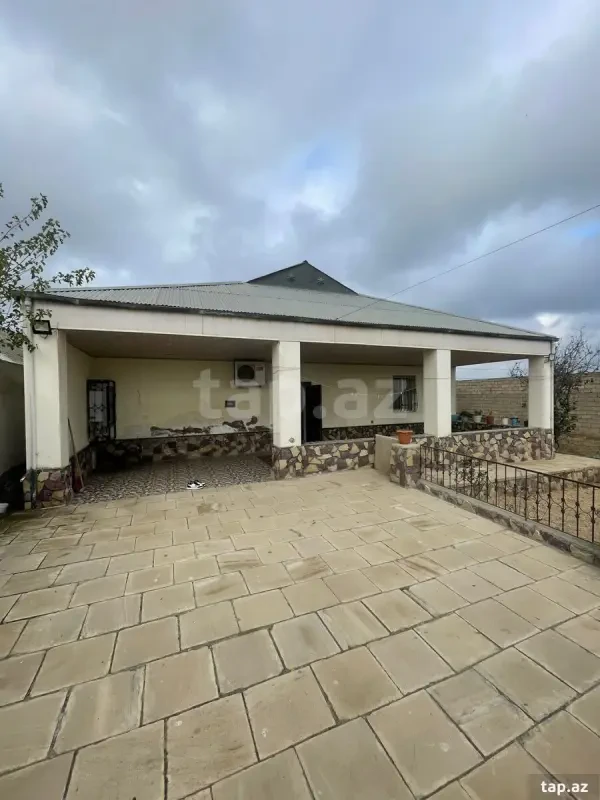 Satılır 3 otaqlı həyət evi 120 m²